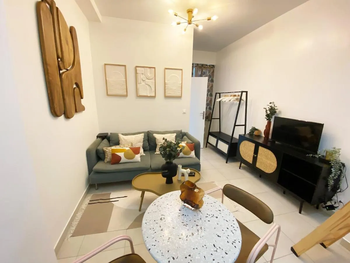 Studio Mezzanine Confortable Paris 11 - 2P Apartment