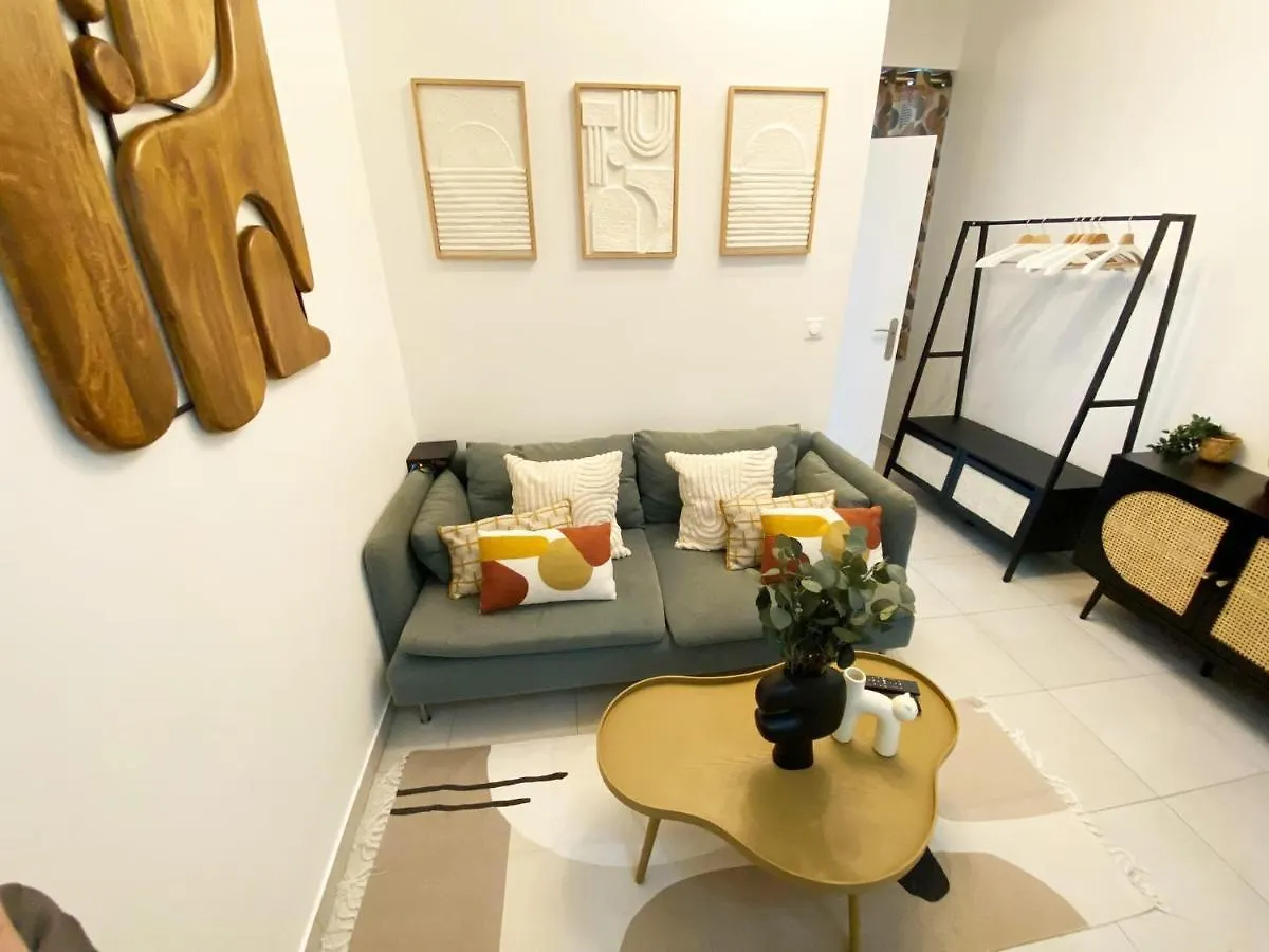 Apartment Studio Mezzanine Confortable Paris 11 - 2P France